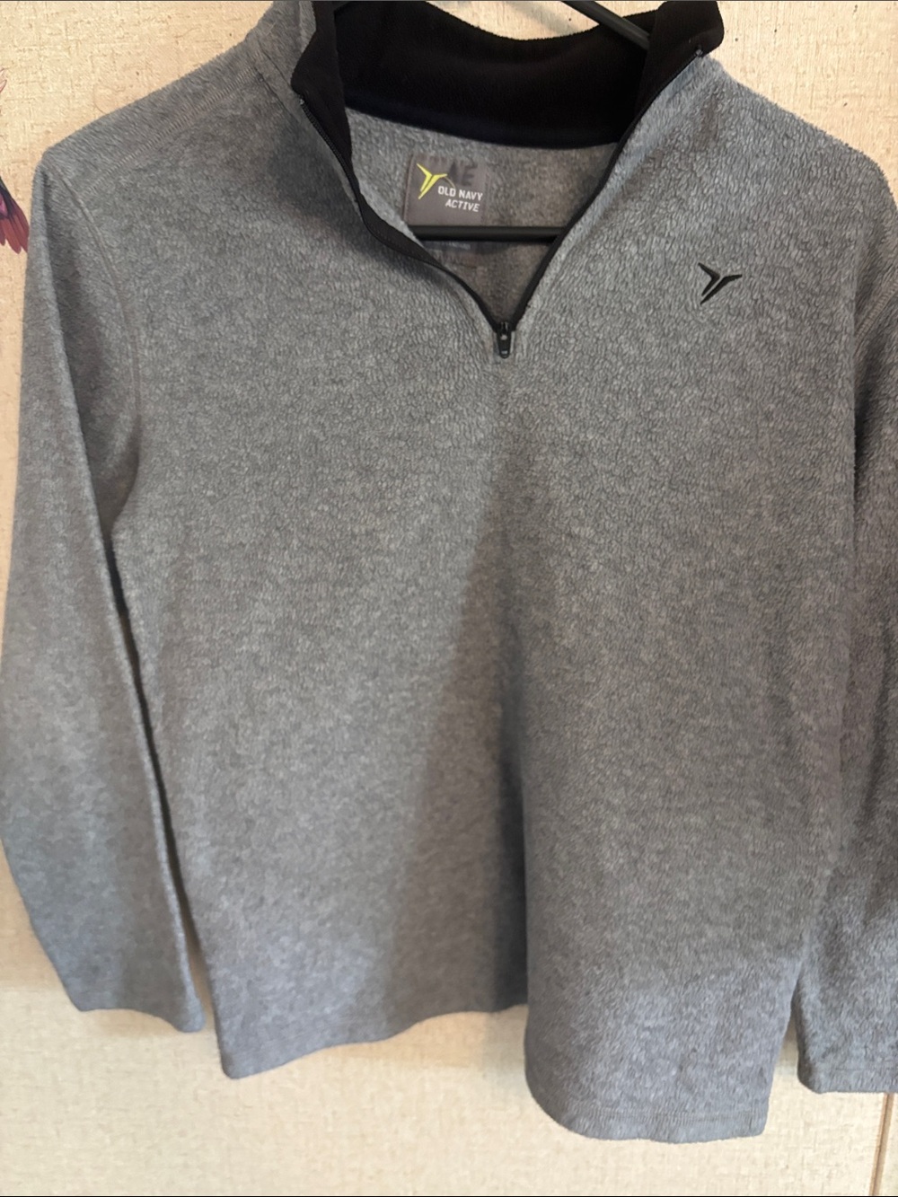 Old Navy Men’s Gray Quarter-Zip Sweater
